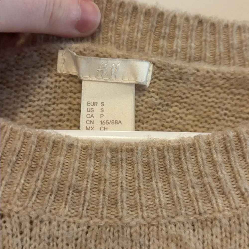 Sweater - Picture 2 of 3